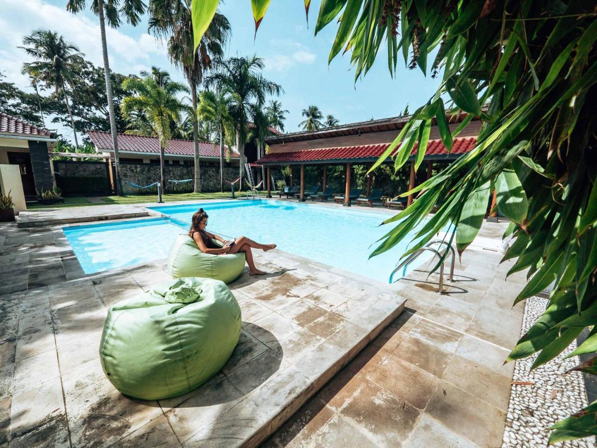 Sunrise Resort バツカラス エクステリア 写真