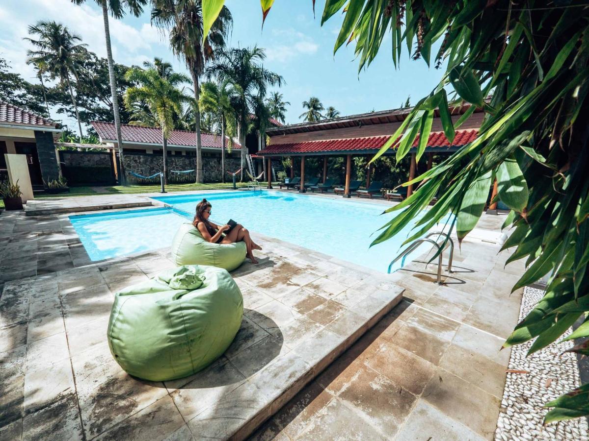 Sunrise Resort バツカラス エクステリア 写真