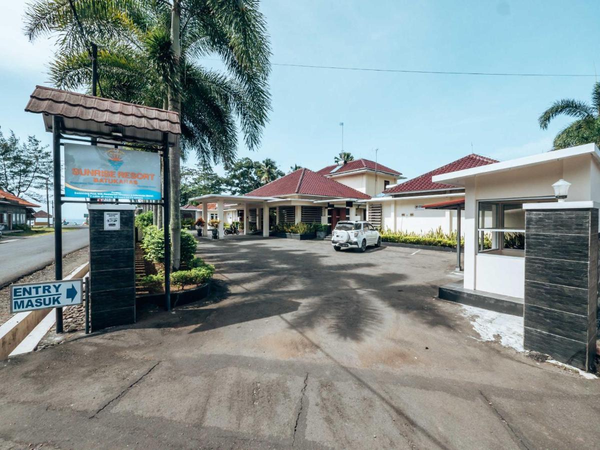 Sunrise Resort バツカラス エクステリア 写真