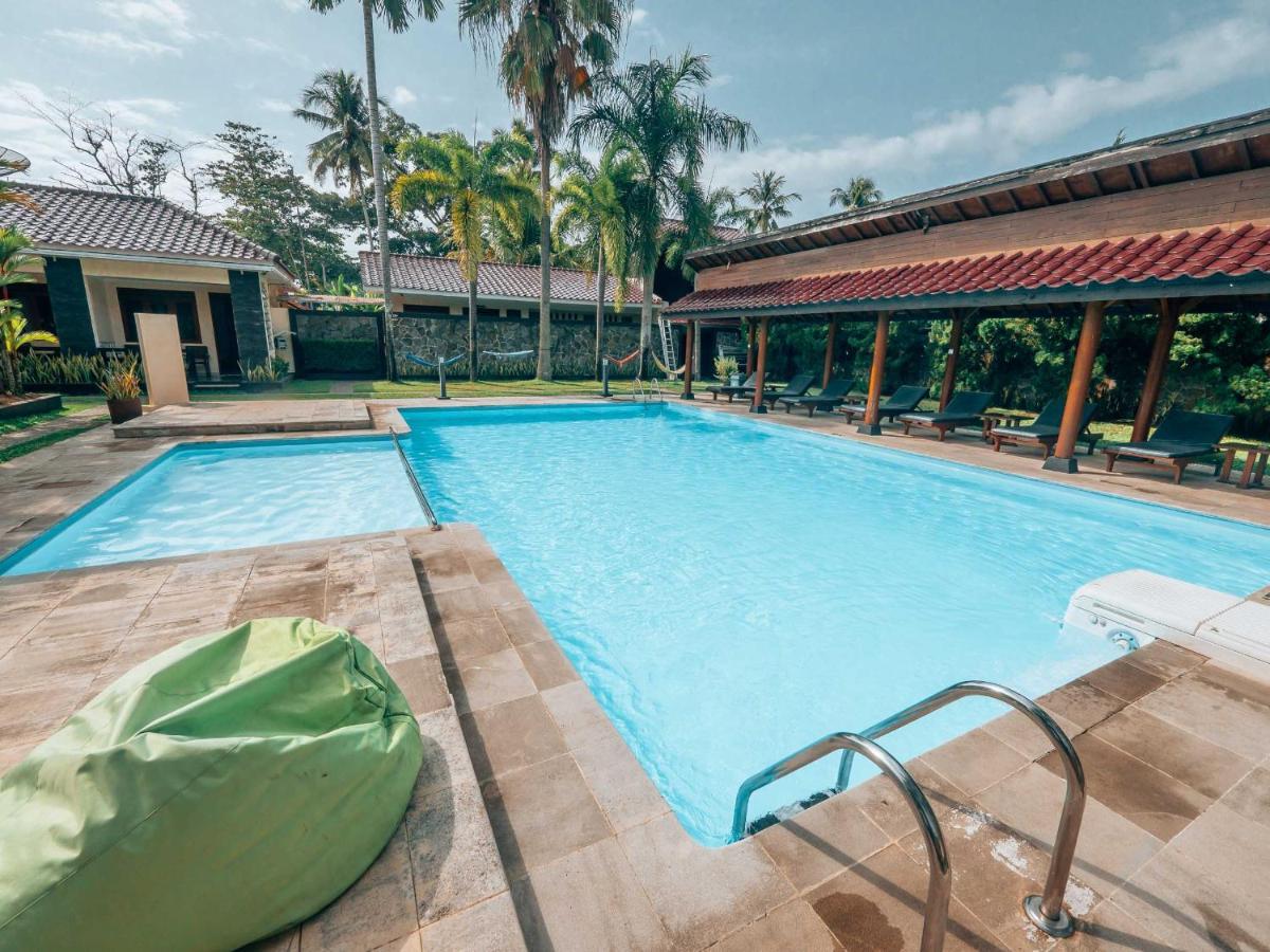 Sunrise Resort バツカラス エクステリア 写真